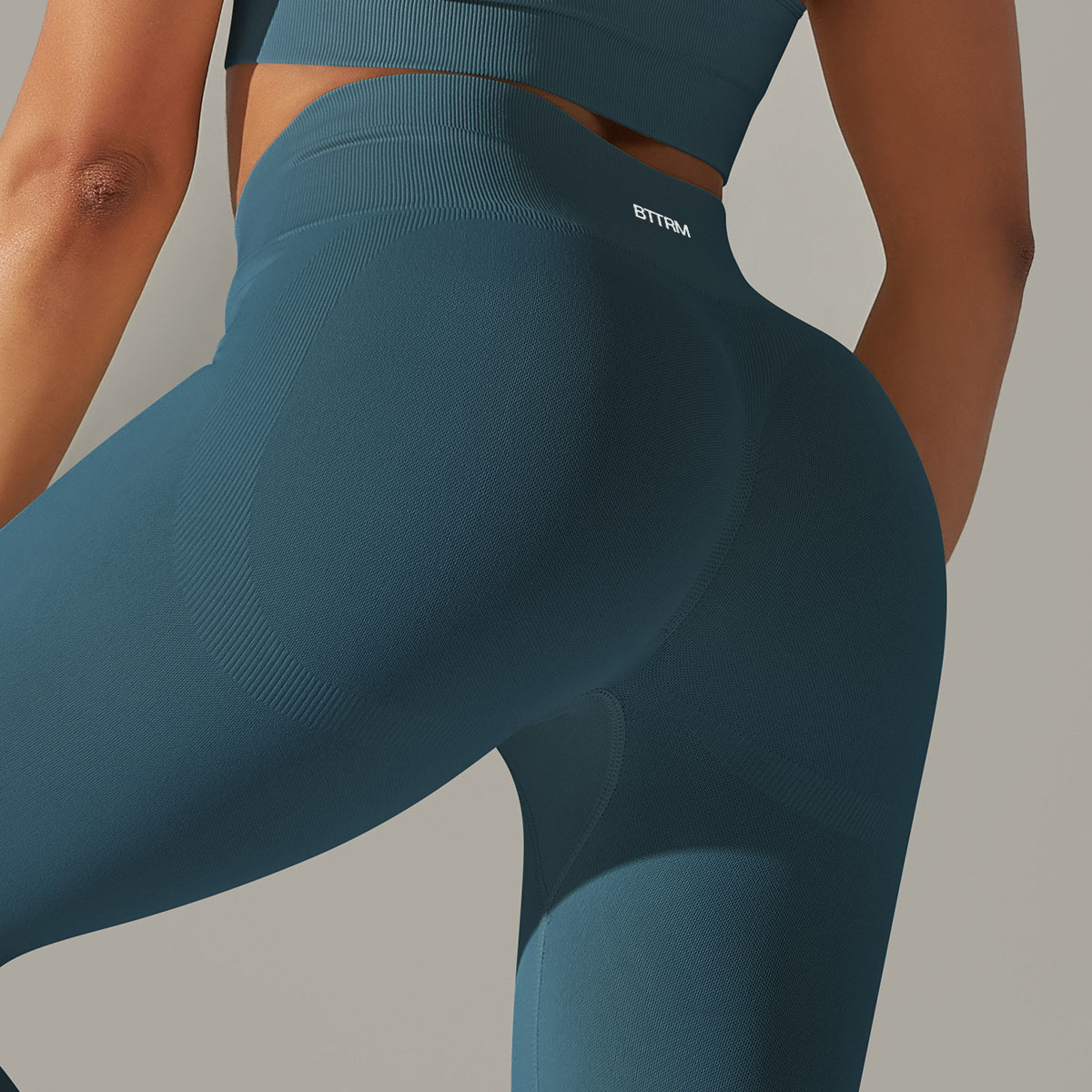 BetterMe Leggings de yoga sans - Home Gym With Leg Press avis et prix
